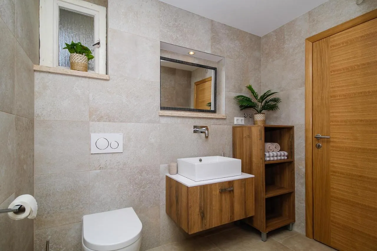 Apartments Balach Porec 0*,